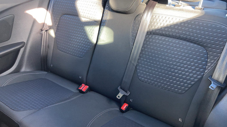 Ford Fiesta 1.1 Zetec 3dr Petrol Hatchback